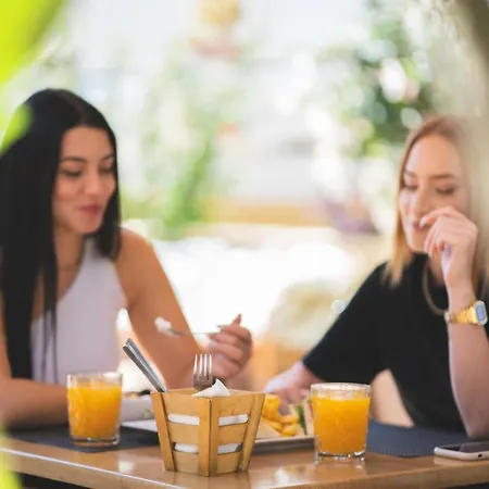 Helios Apartmanhotel Káto Daráco